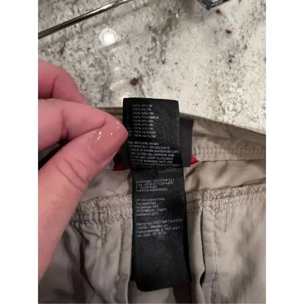 The North Face Tan Hiking Outdoor Cargo Pants sz S